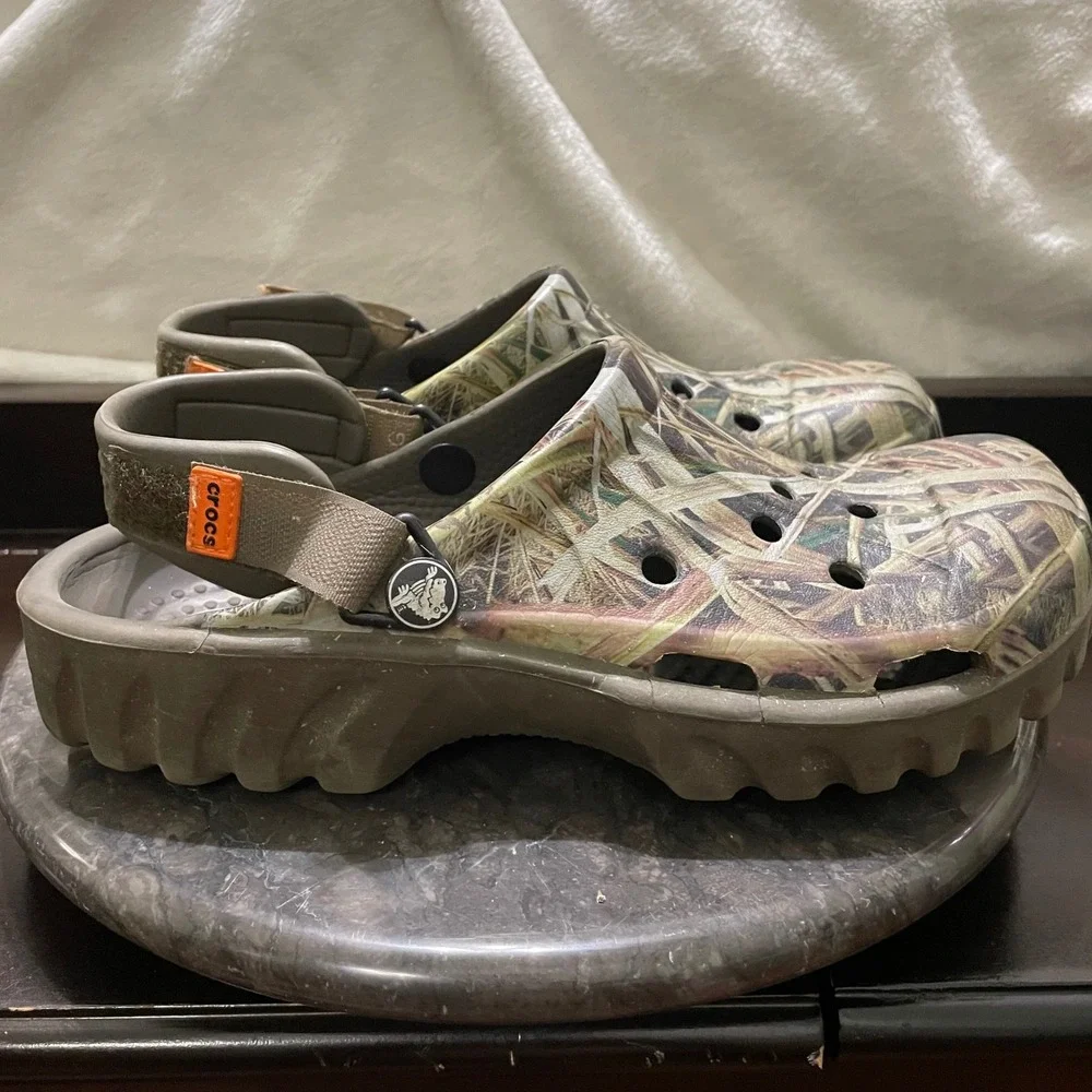 Crocs Clogs Mens 7 Womens 9 Green Mossy Oak Shadow Grass Blades All Terrain Clog